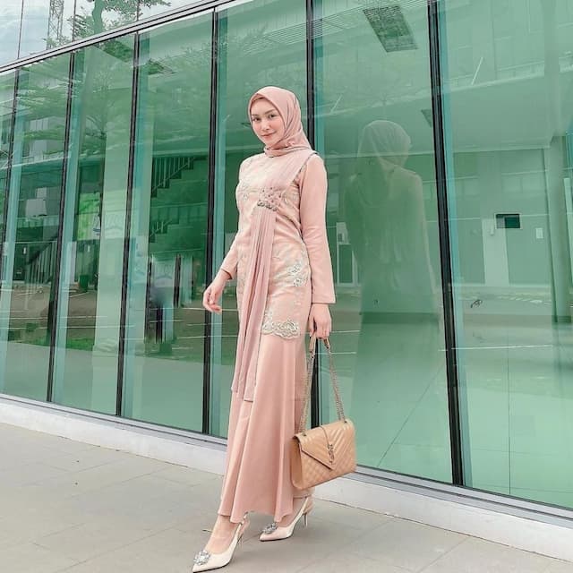 Rekomendasi Model Gamis Cantik Terbaru 2021
